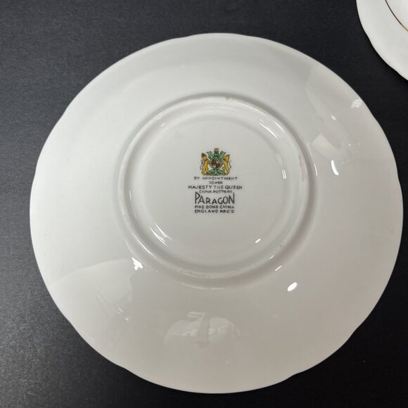 Paragon Tea Cup And Saucer Canada Coats Of Arms & Emblems Fine Bone China UK - Picture 10 of 16